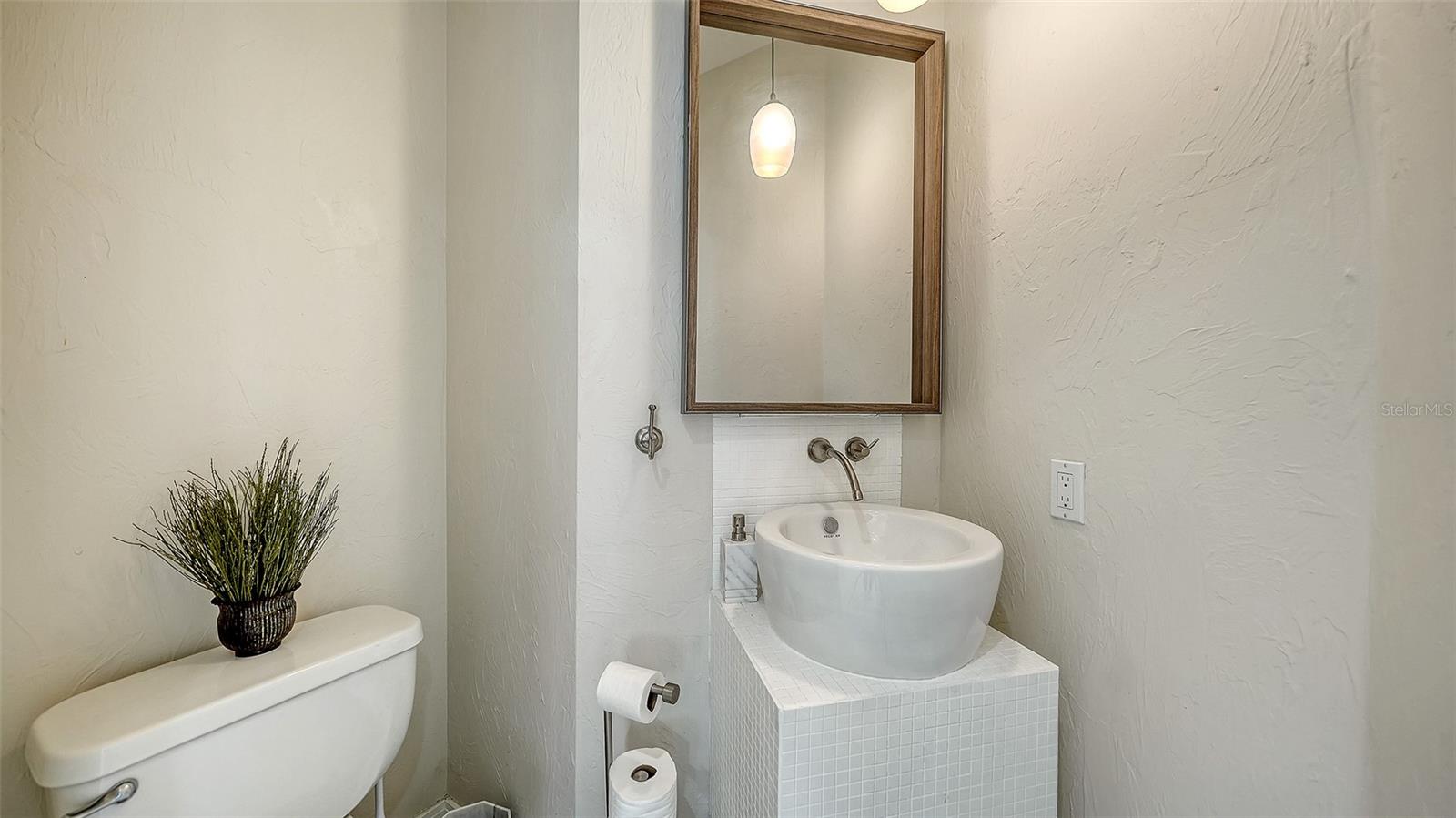 A4676402 Property Photo