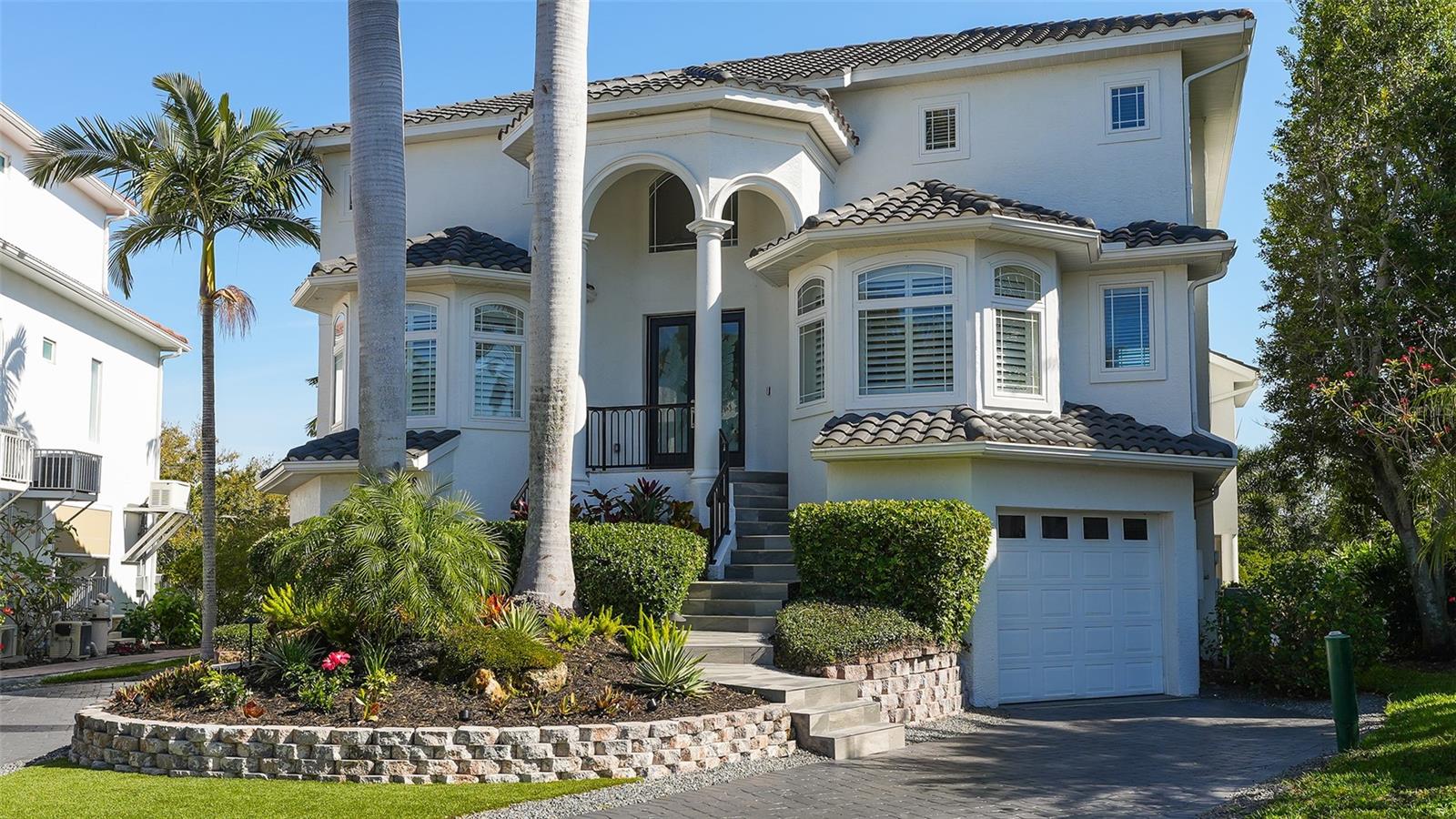 A4676402 Property Photo