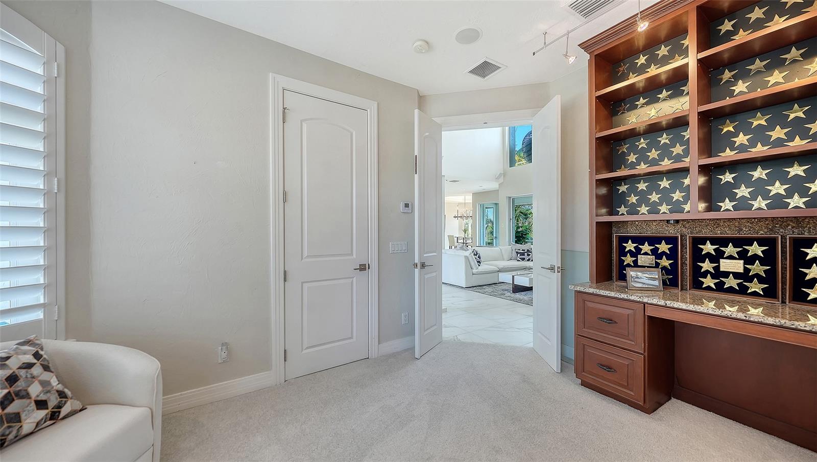 A4676402 Property Photo