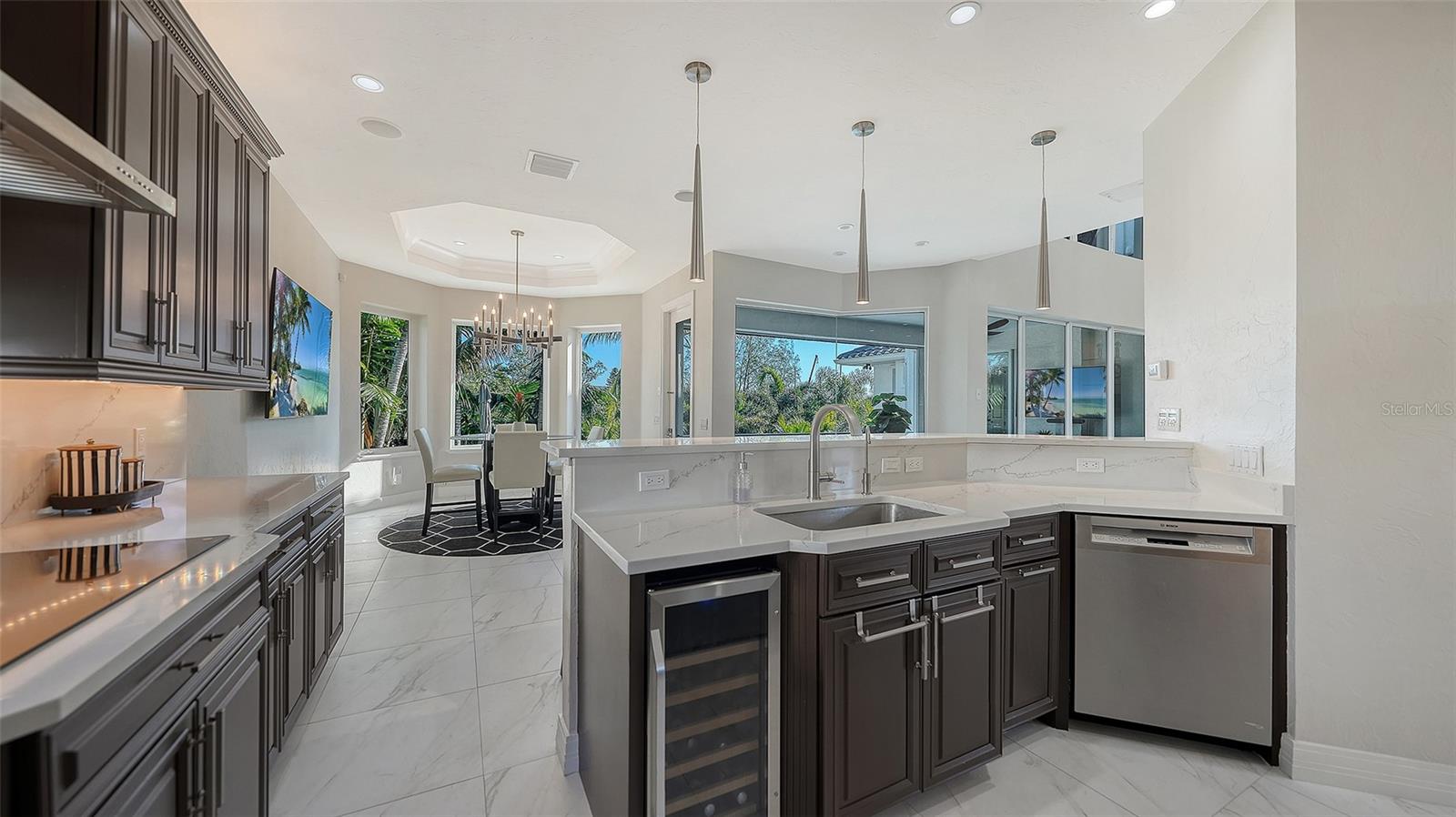 A4676402 Property Photo