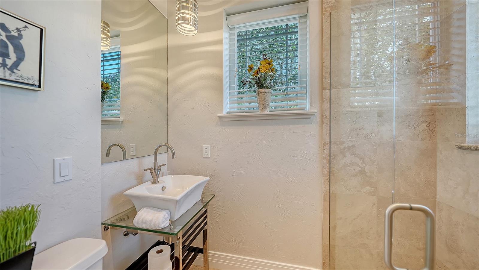 A4676402 Property Photo