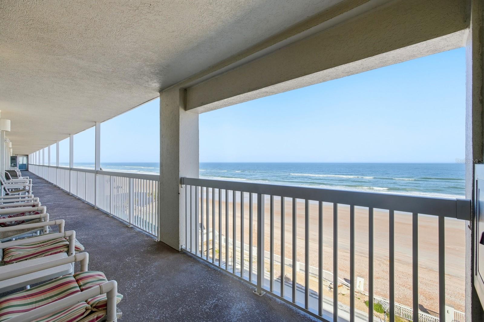 V4946458 Property Photo