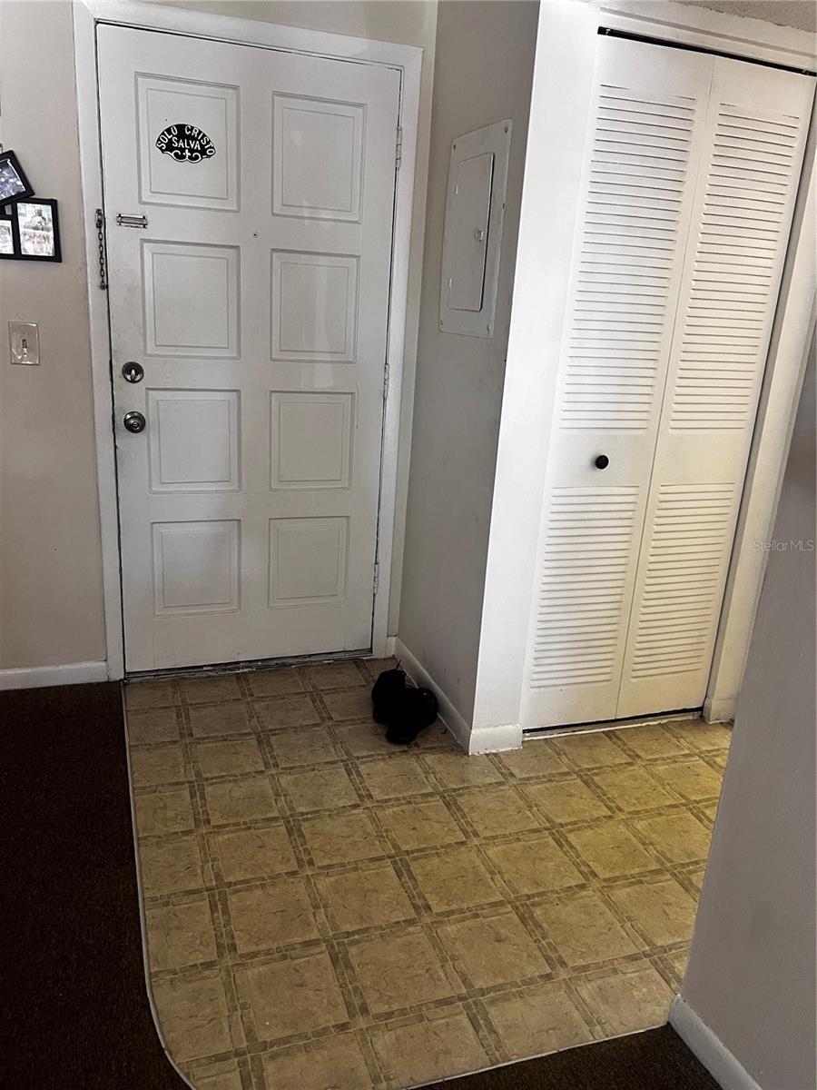 TB8459478 Property Photo