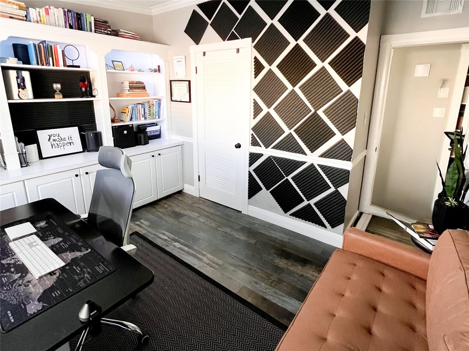 Bedroom 3/ Office