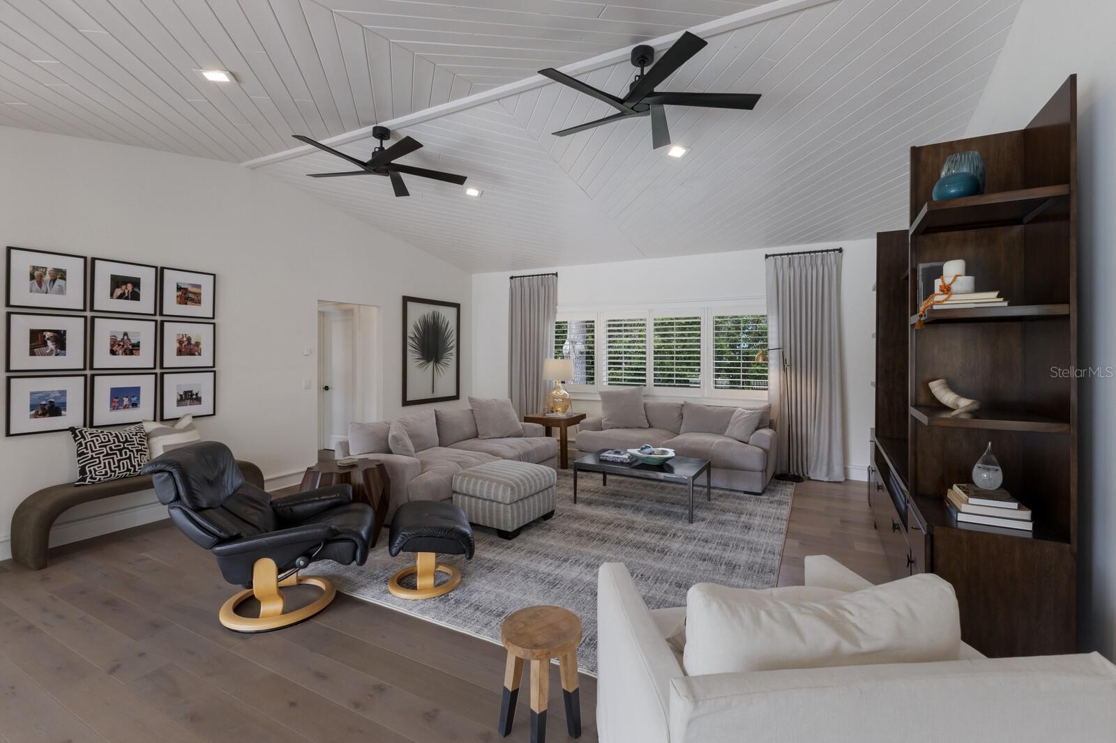 A4676434 Property Photo