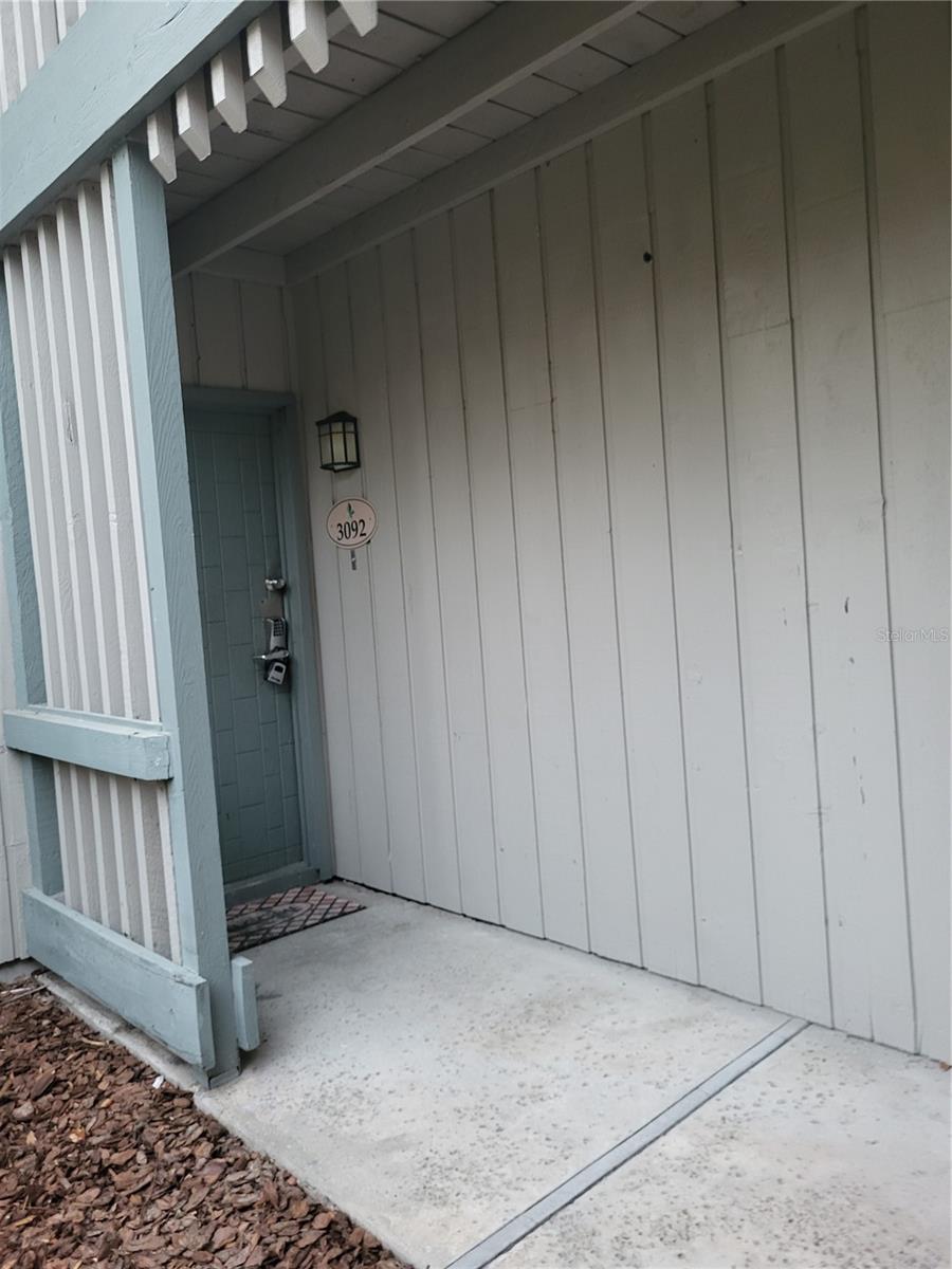 P4937375 Property Photo