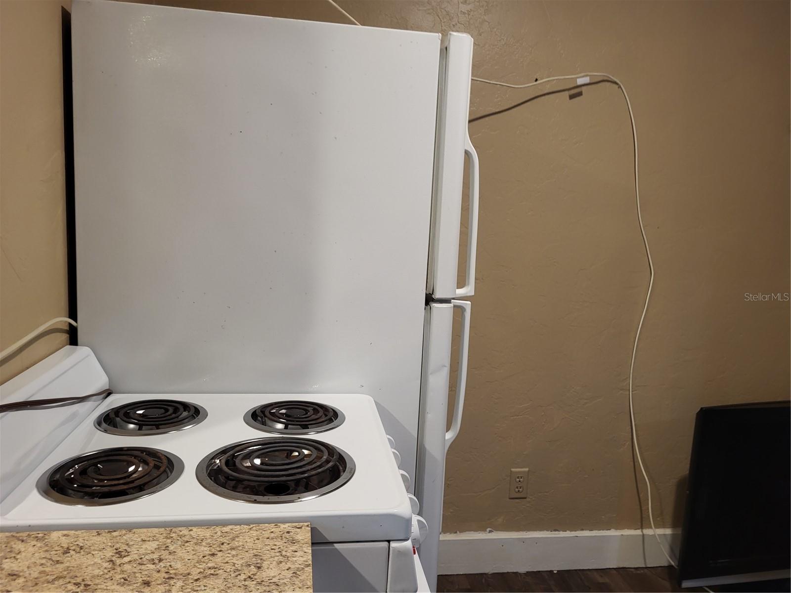 P4937375 Property Photo