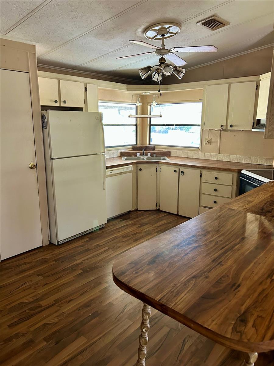 G5105959 Property Photo