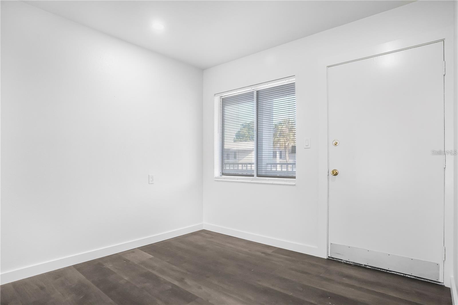 A4676442 Property Photo