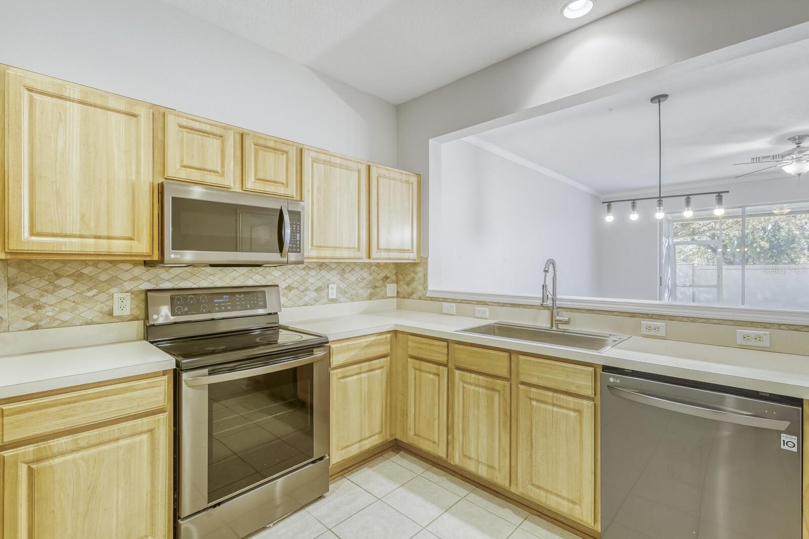 4908 POND RIDGE DR, RIVERVIEW, FL, 33578