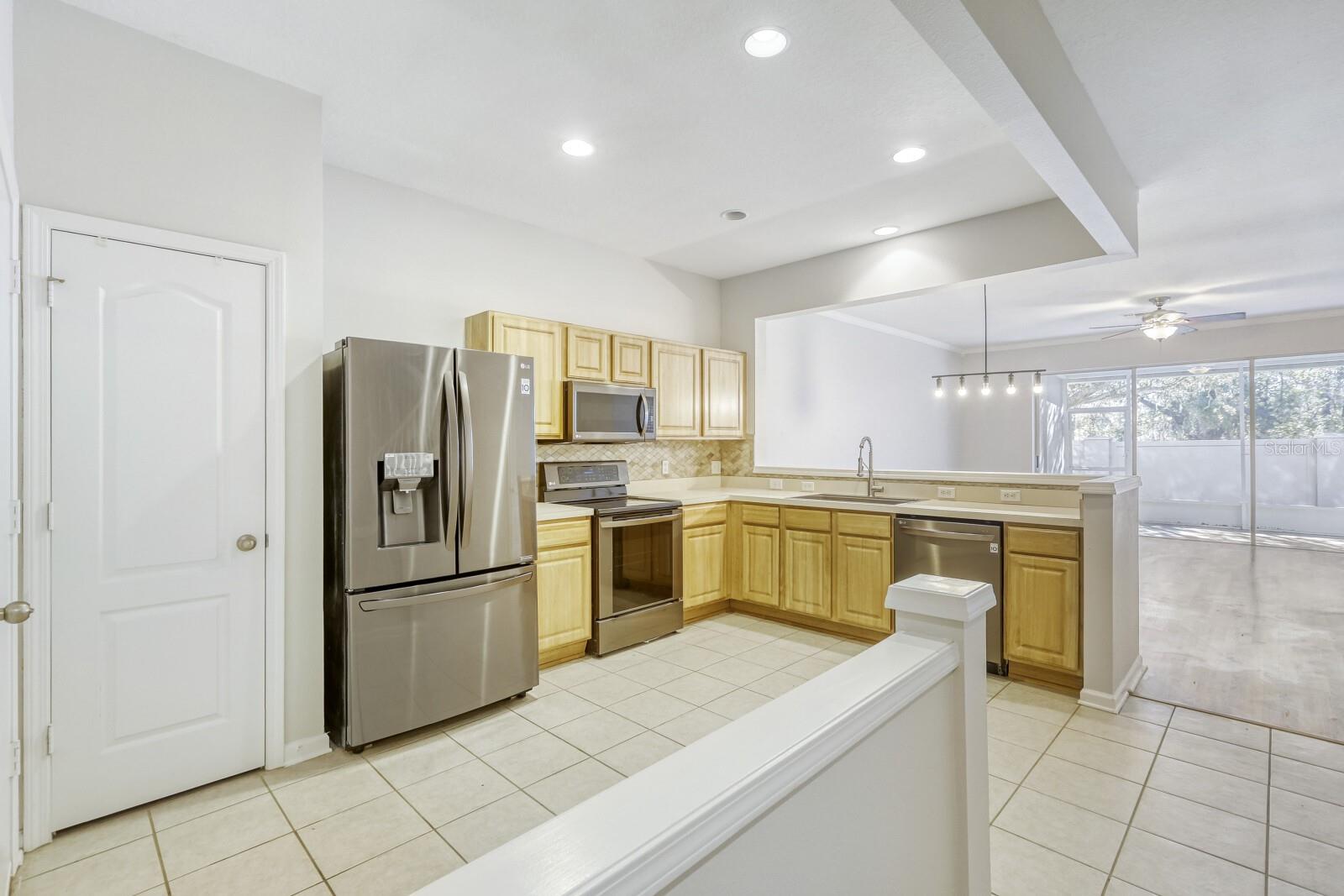 4908 POND RIDGE DR, RIVERVIEW, FL, 33578