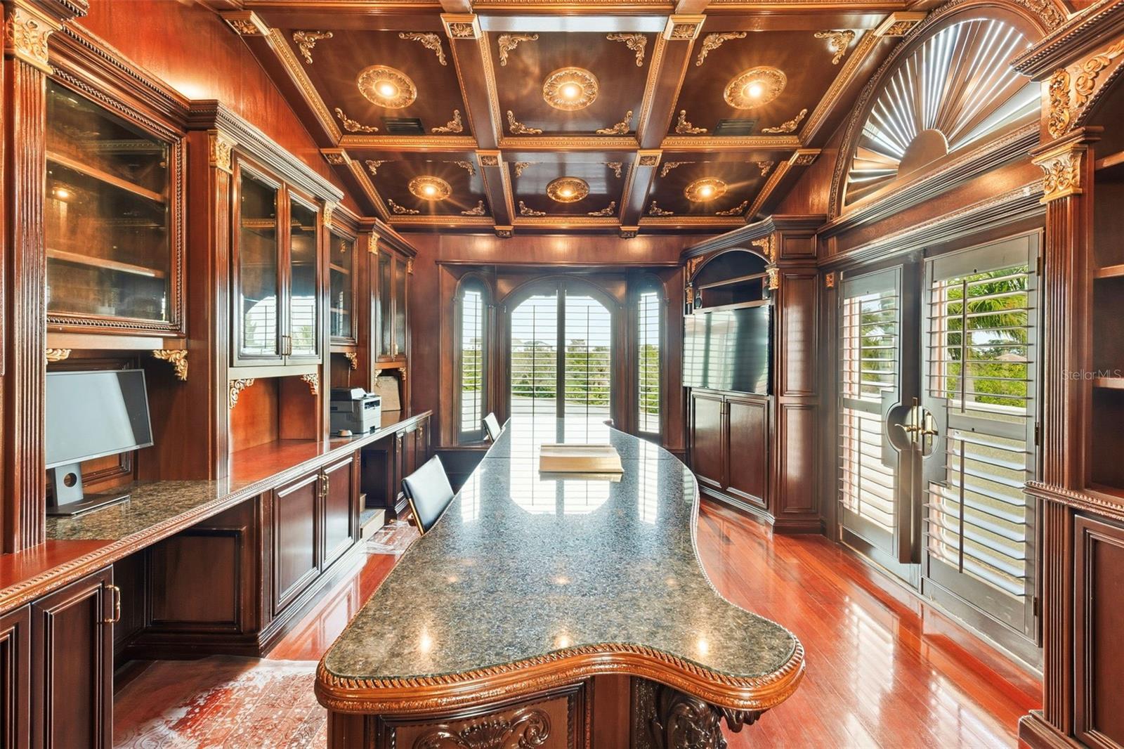 TB8459525 Property Photo