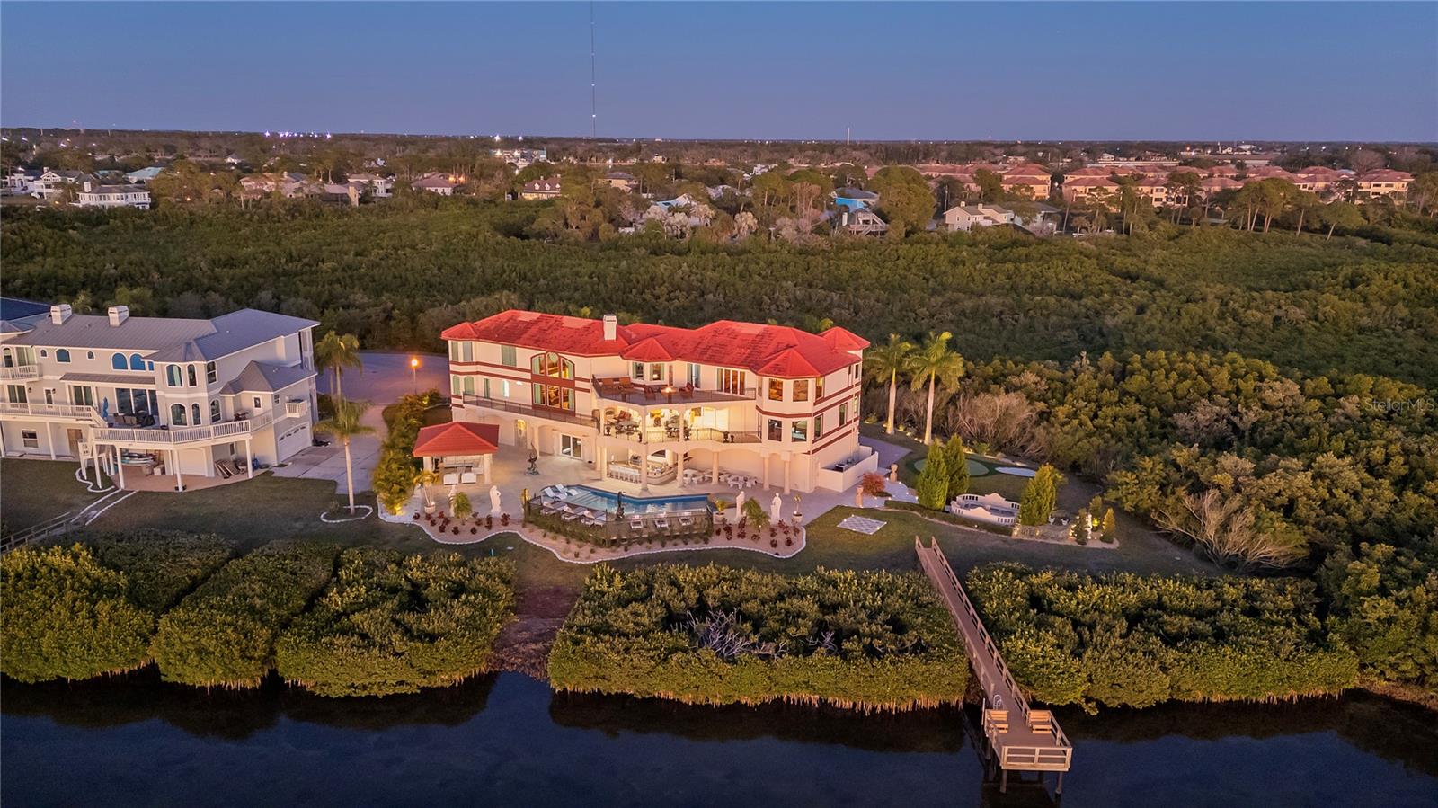 TB8459525 Property Photo