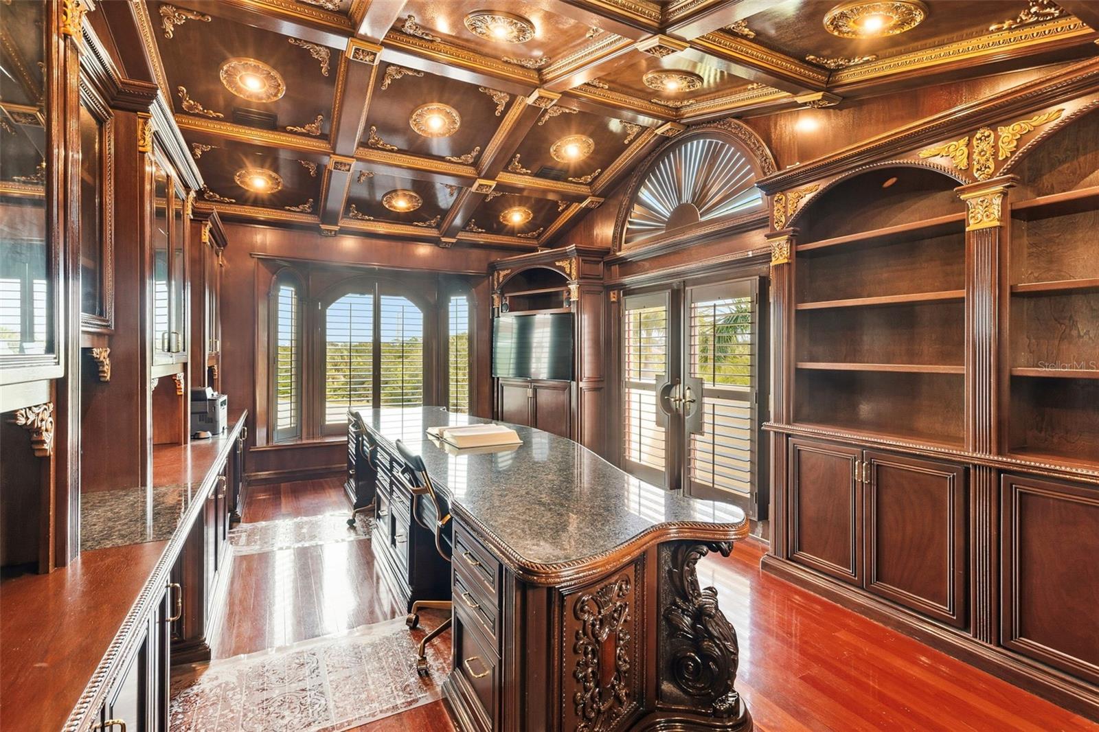 TB8459525 Property Photo