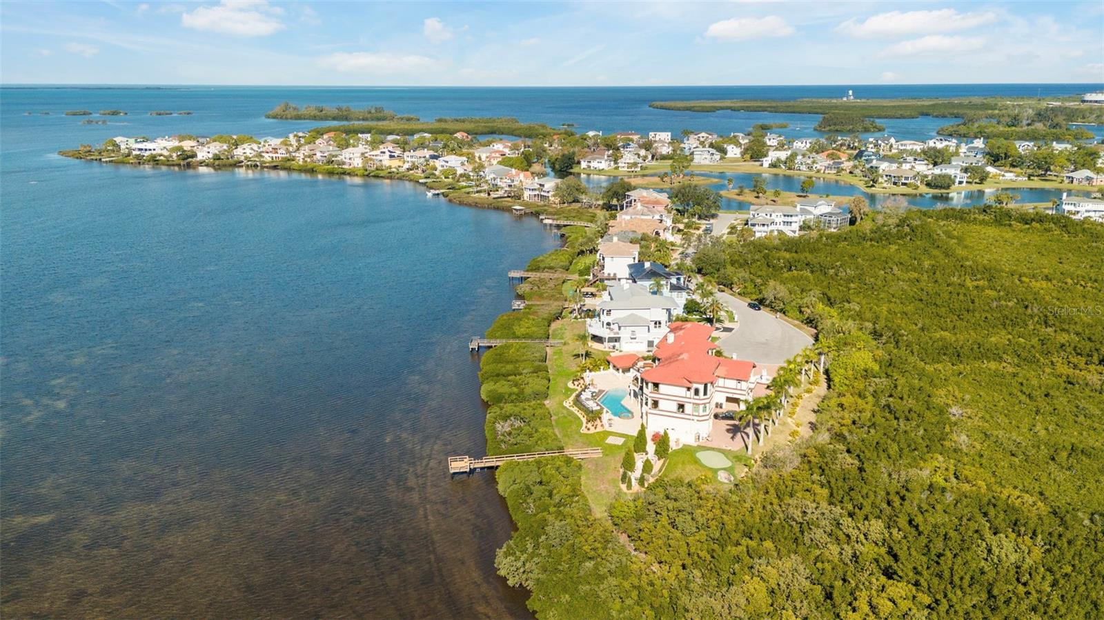 TB8459525 Property Photo