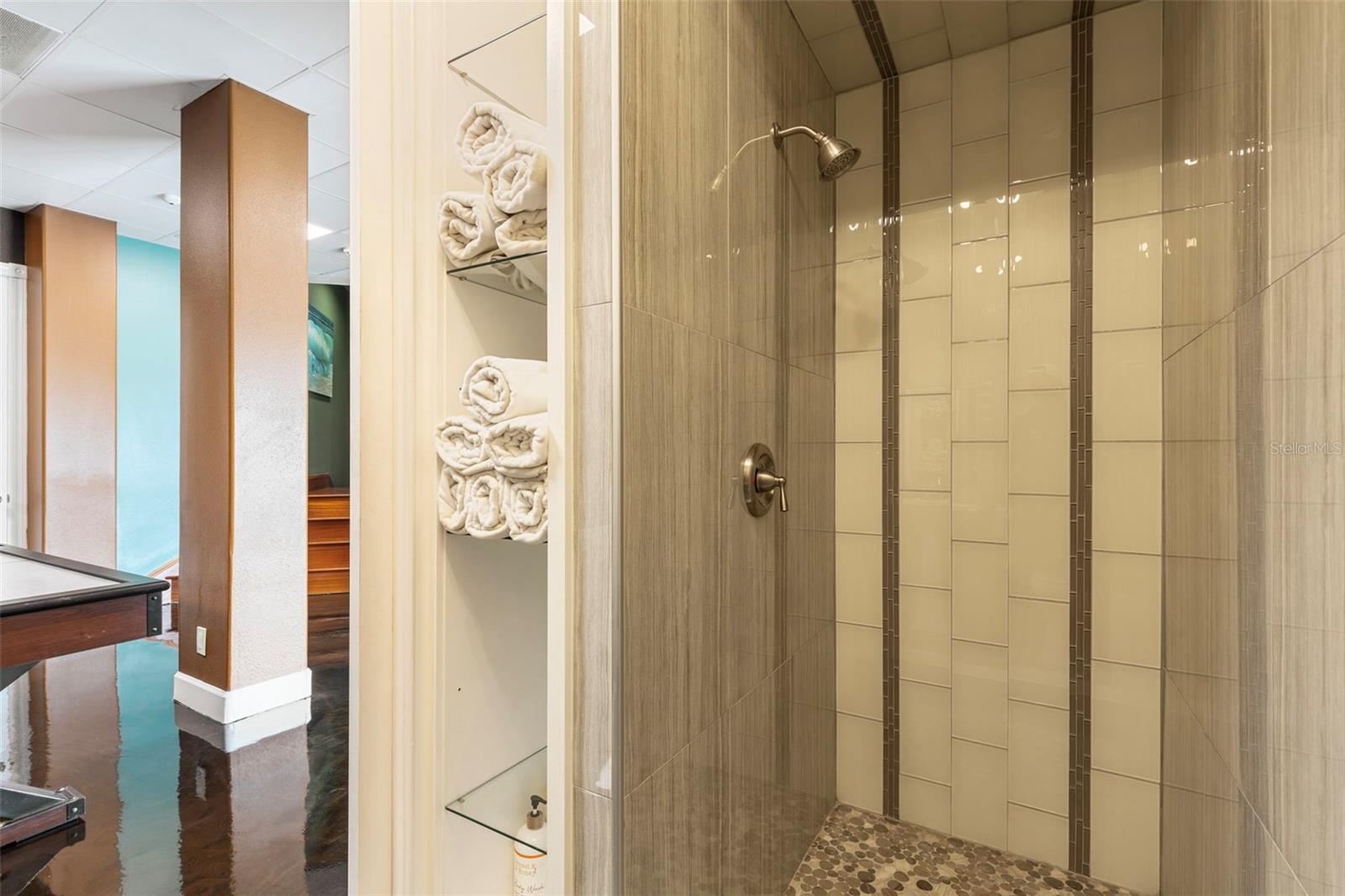 TB8459525 Property Photo