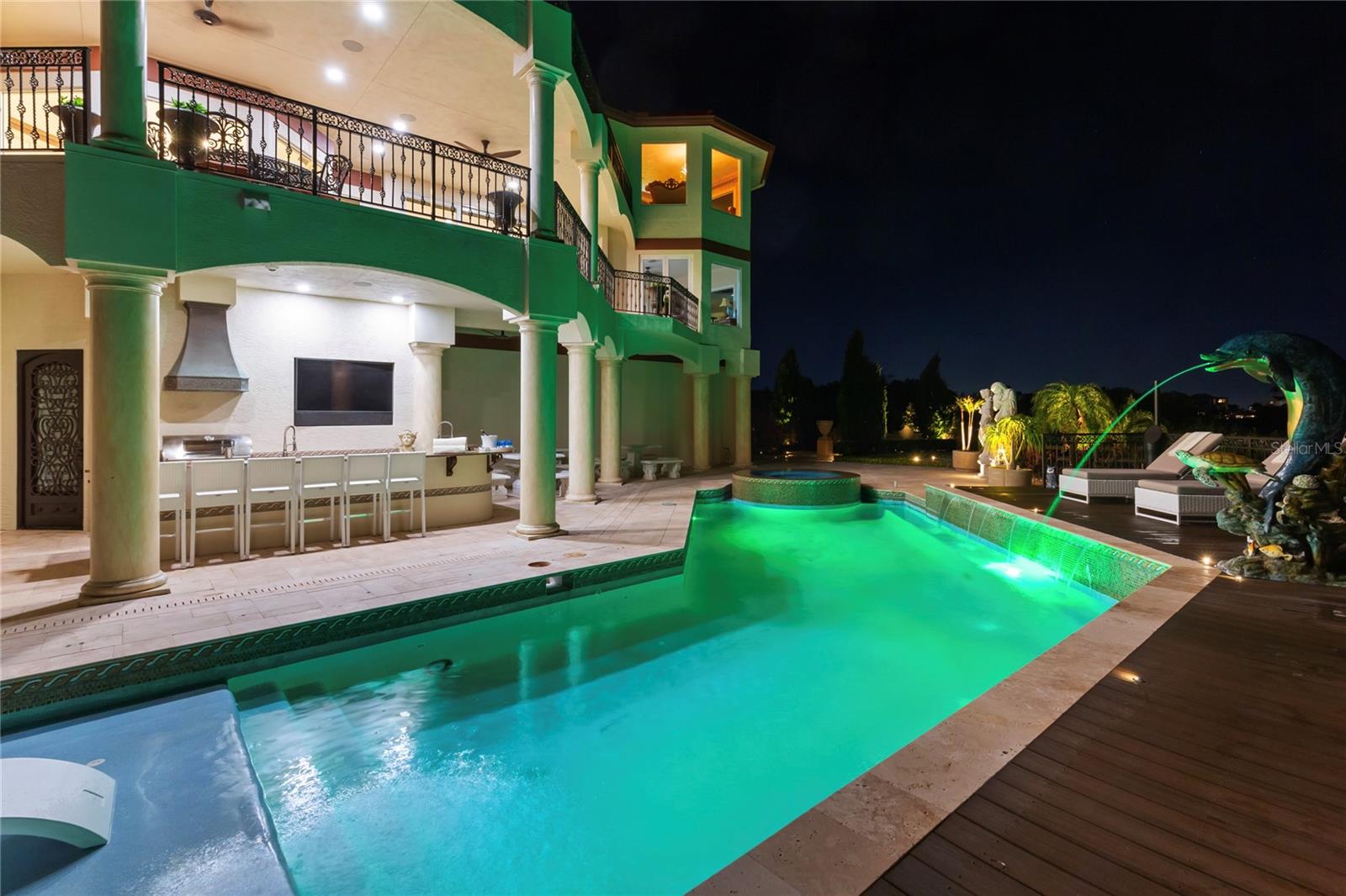 TB8459525 Property Photo