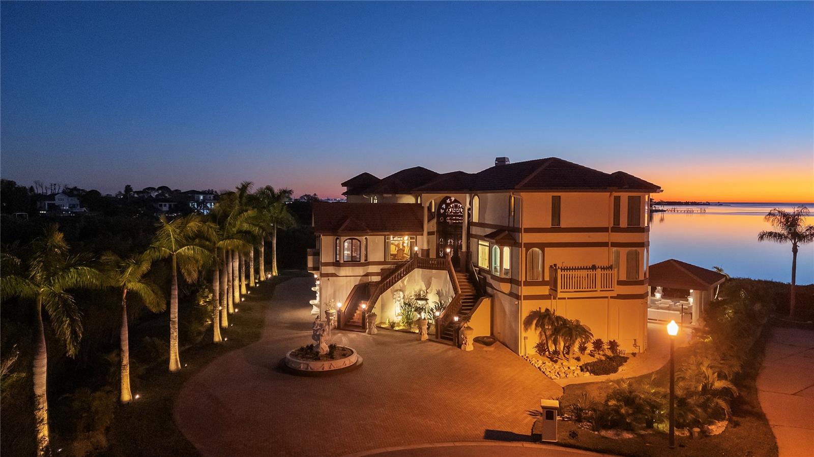 TB8459525 Property Photo