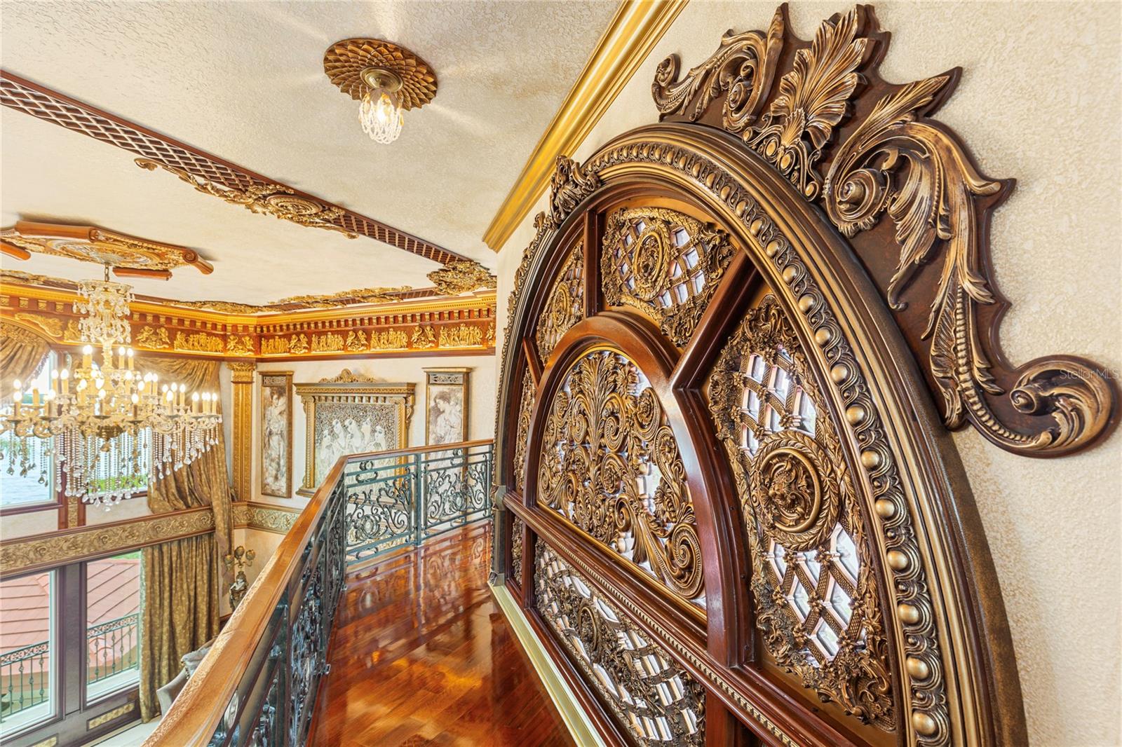 TB8459525 Property Photo