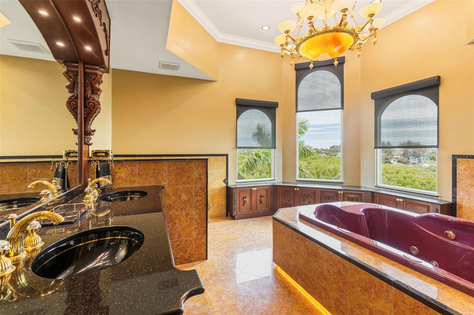 TB8459525 Property Photo