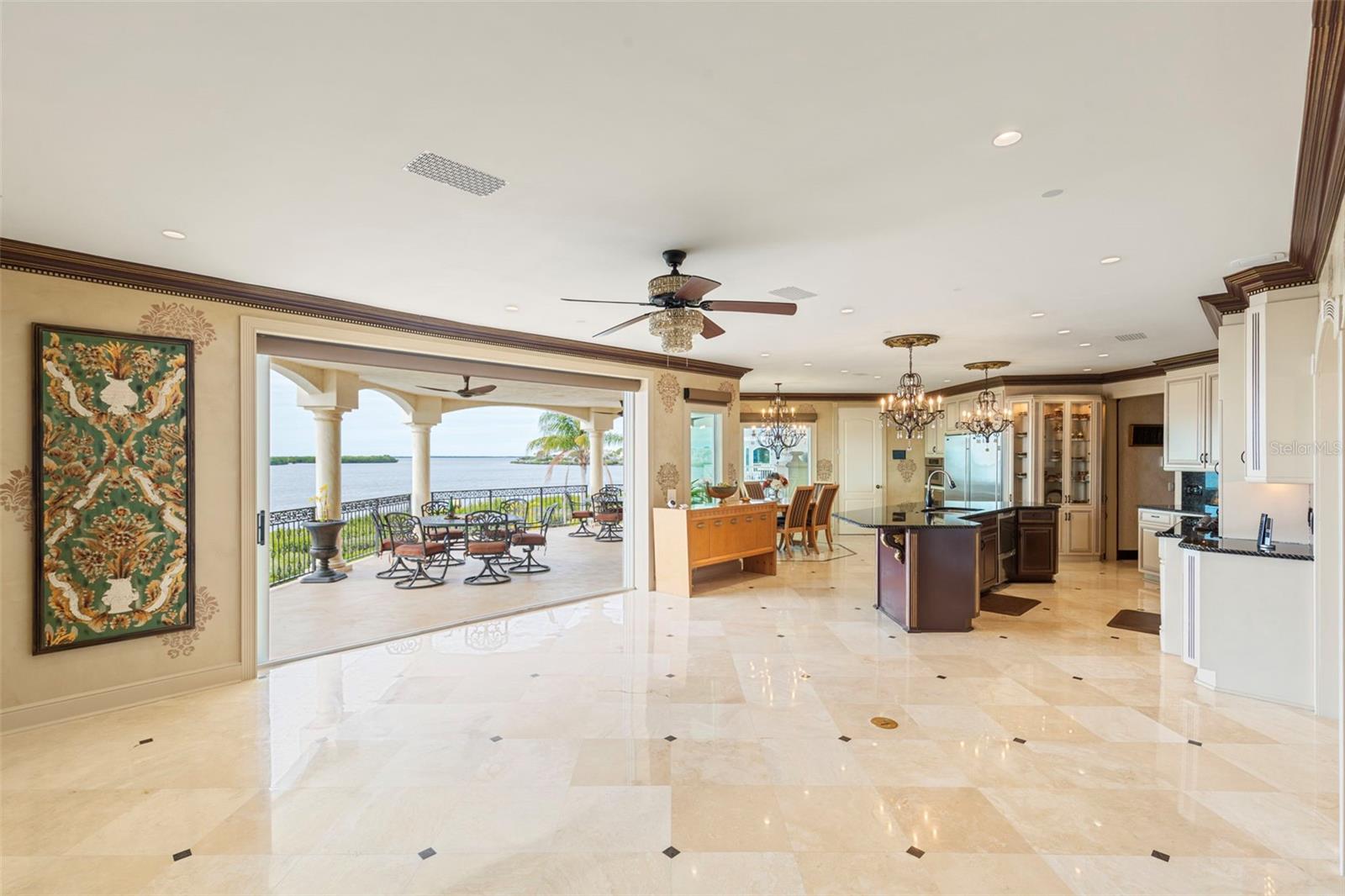 TB8459525 Property Photo