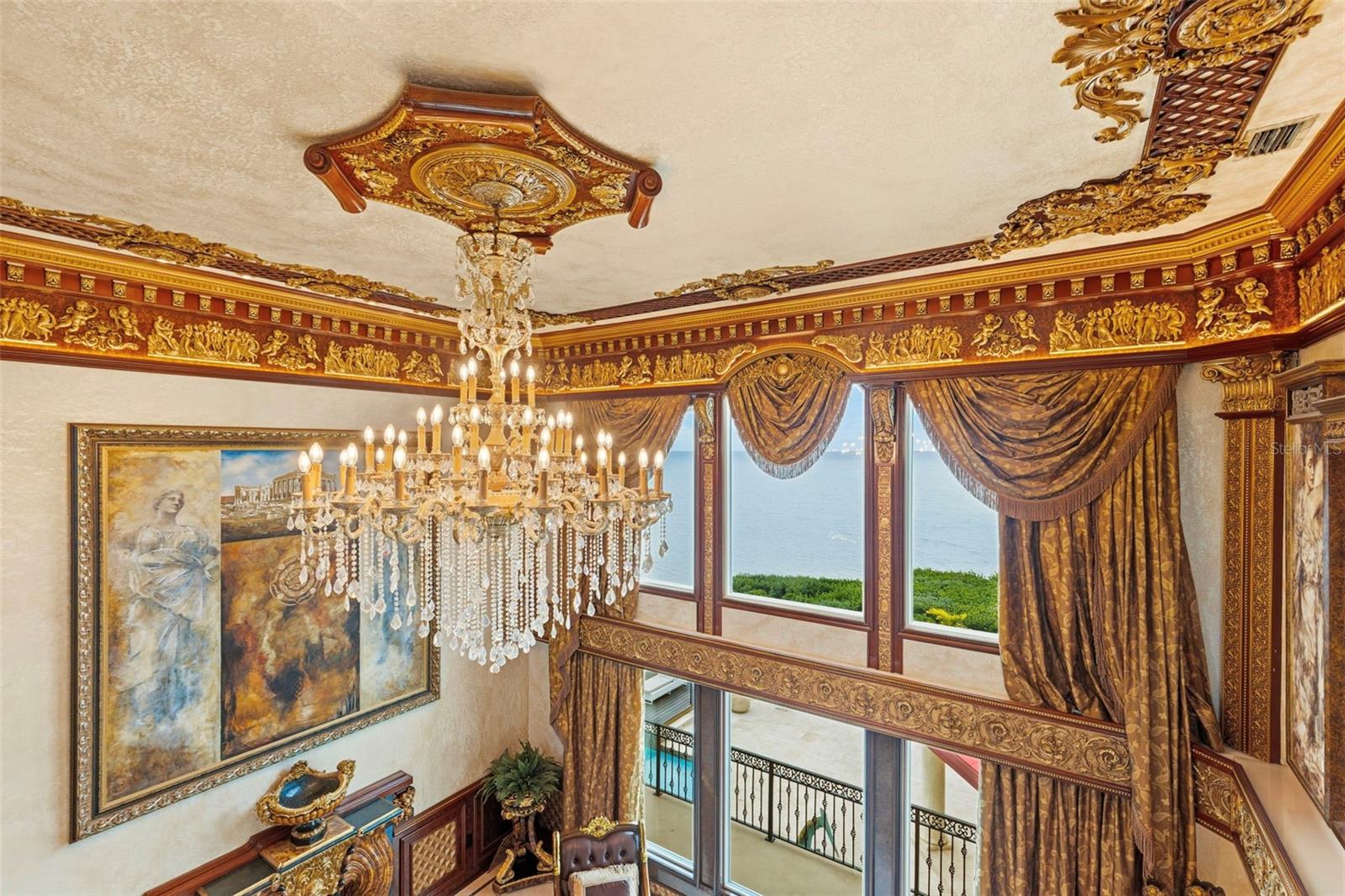 TB8459525 Property Photo