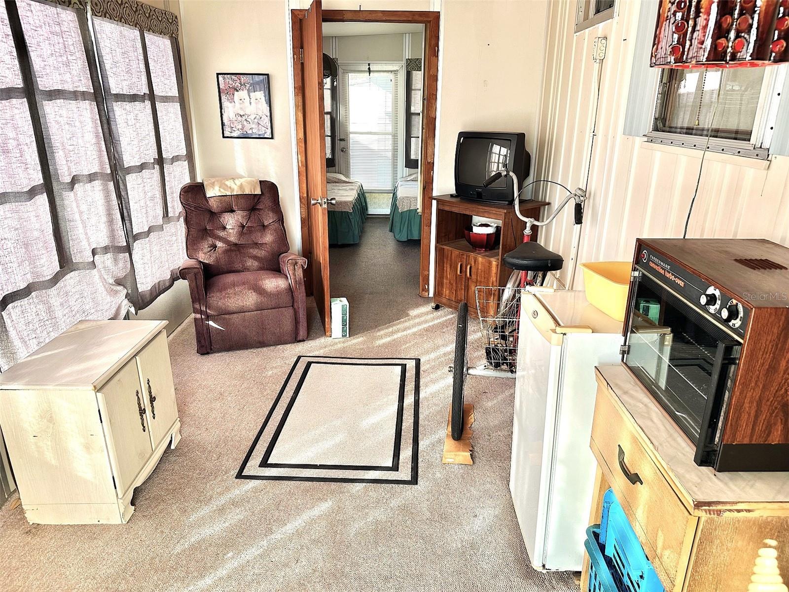 TB8459537 Property Photo