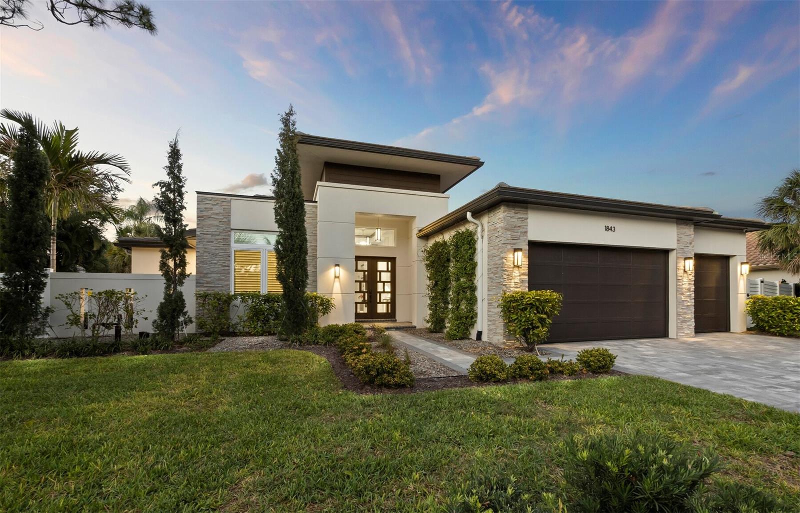 A4676462 Property Photo