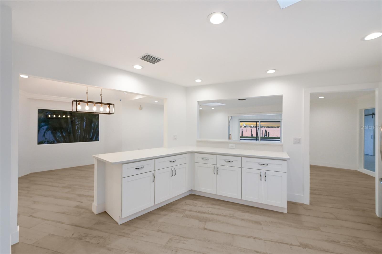 A4676472 Property Photo