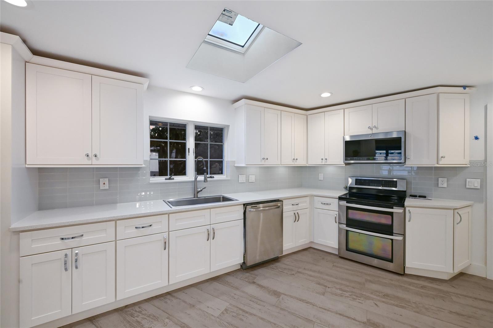 A4676472 Property Photo