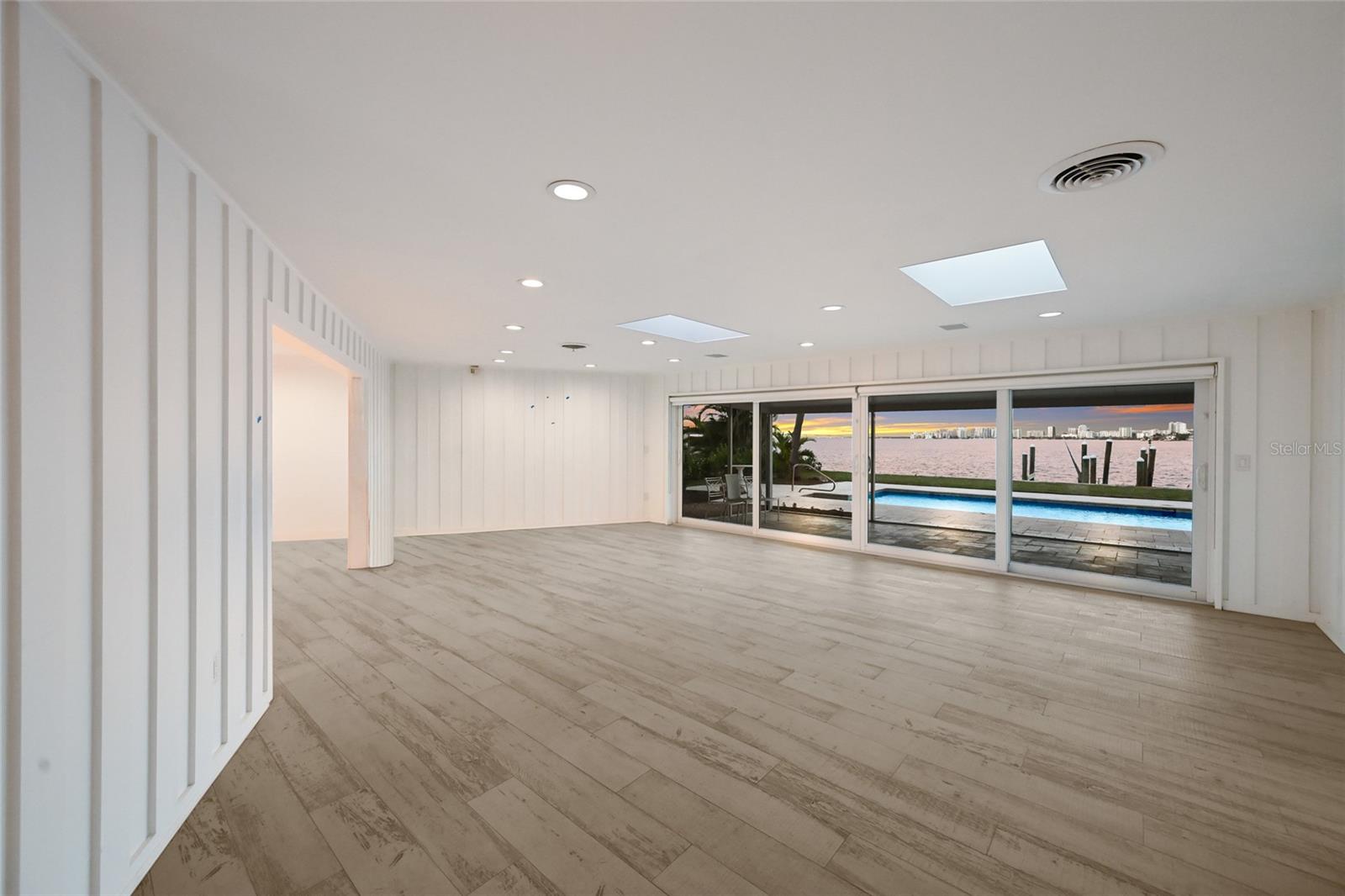 A4676472 Property Photo