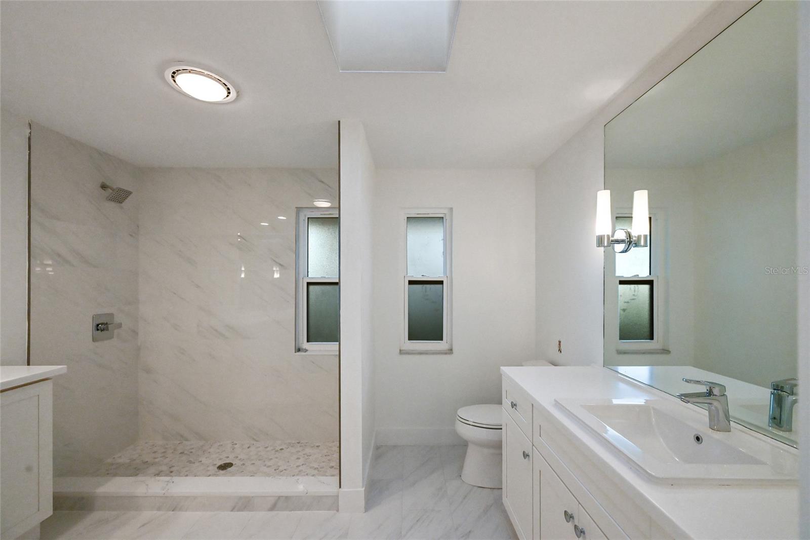 A4676472 Property Photo