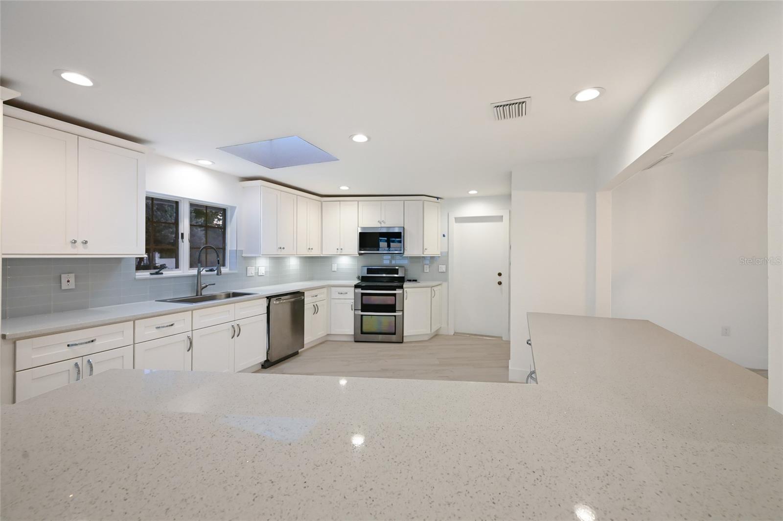 A4676472 Property Photo