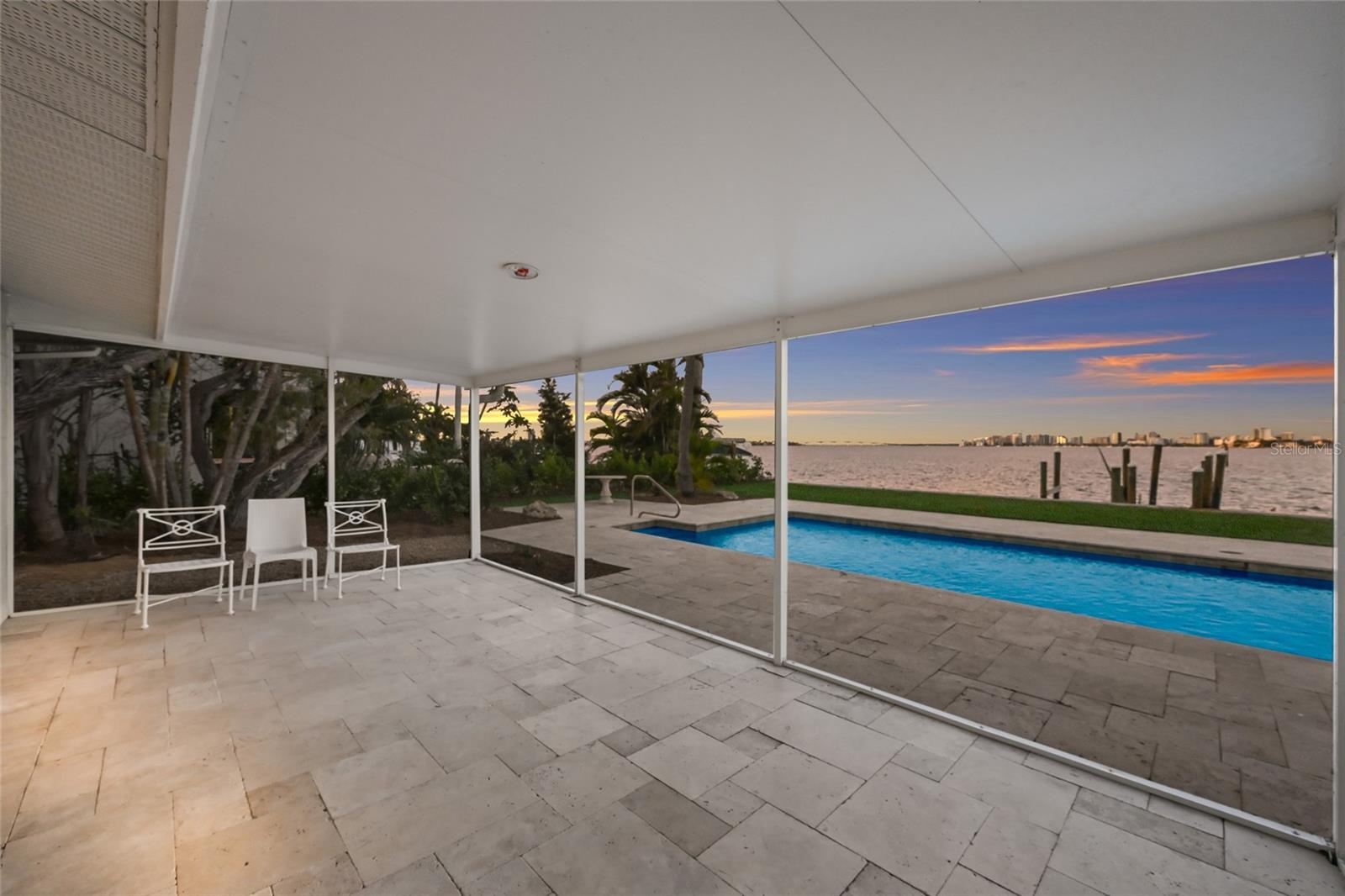 A4676472 Property Photo