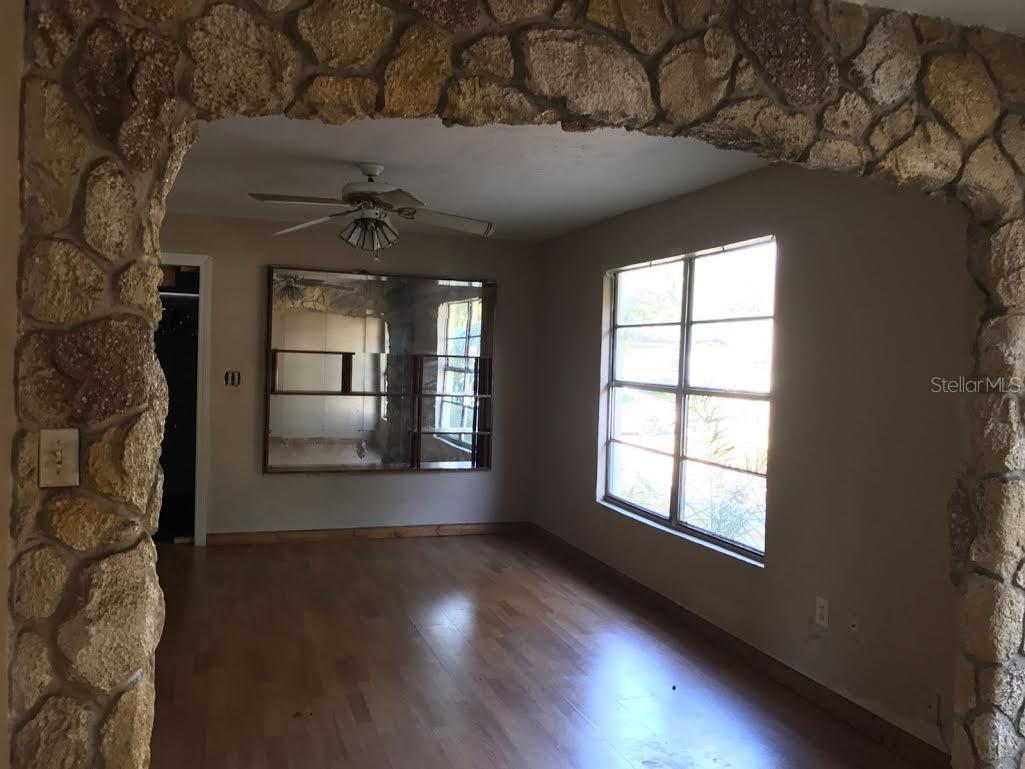 229 S CANDLER AVE, ORLANDO, FL, 32835