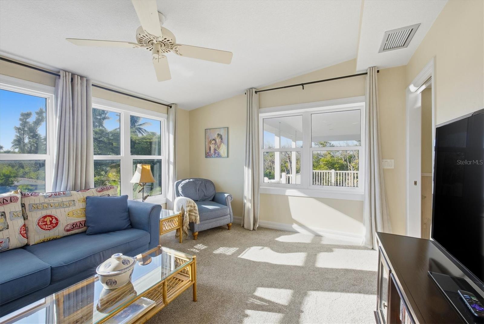 D6145351 Property Photo