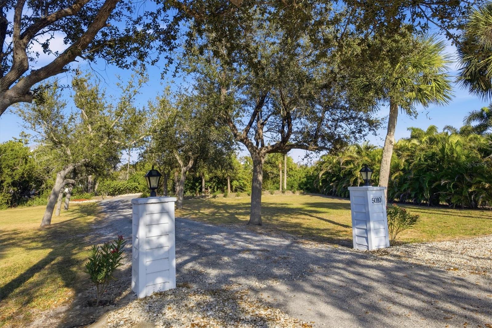 D6145351 Property Photo