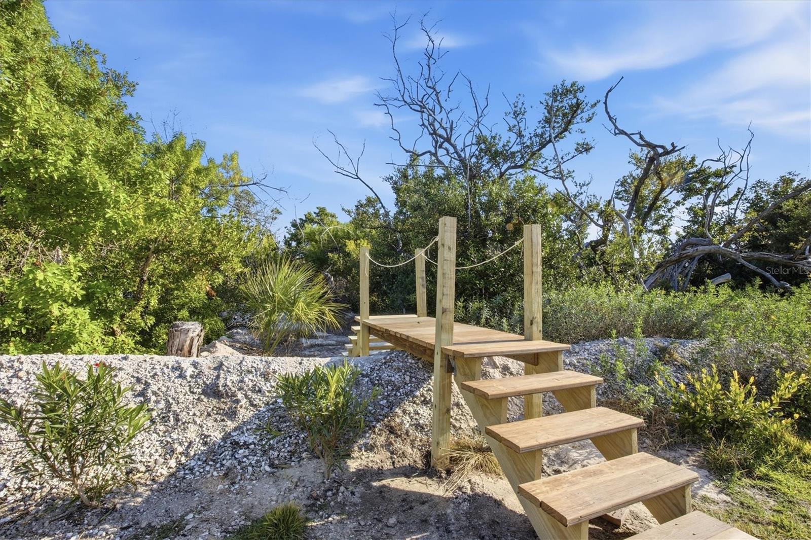 D6145351 Property Photo