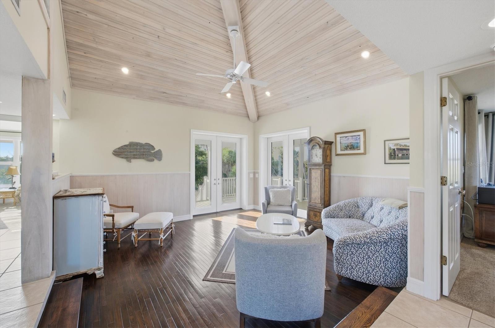 D6145351 Property Photo