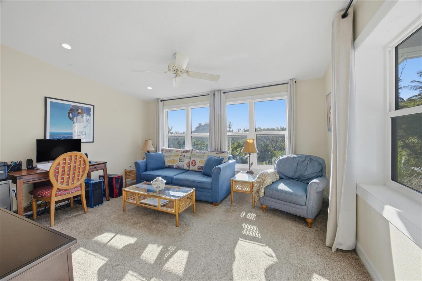 D6145351 Property Photo