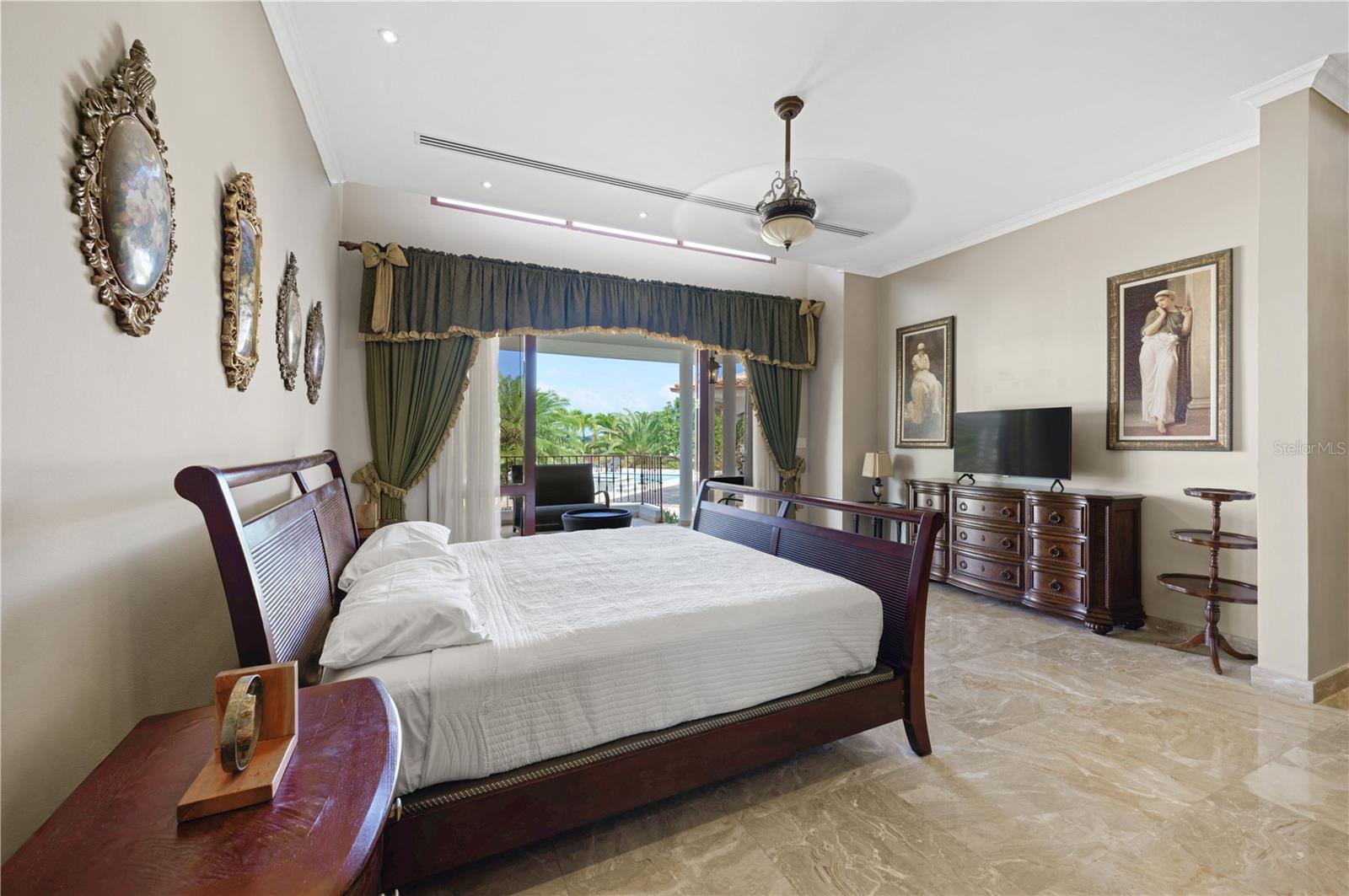 PR9118263 Property Photo