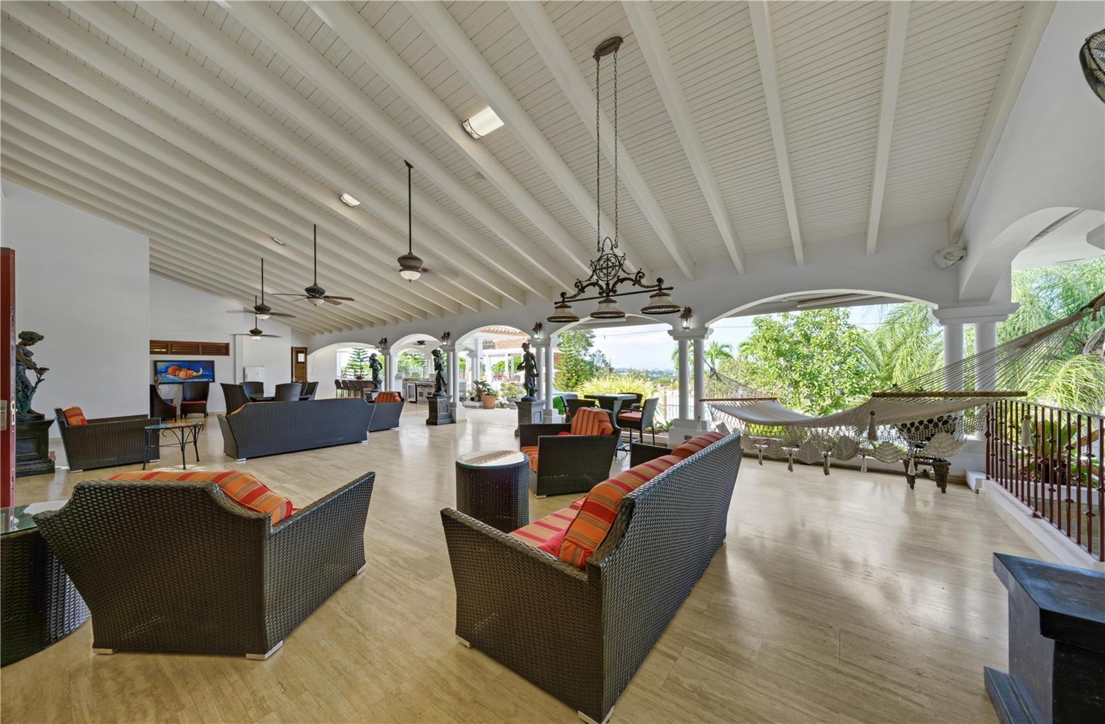 PR9118263 Property Photo