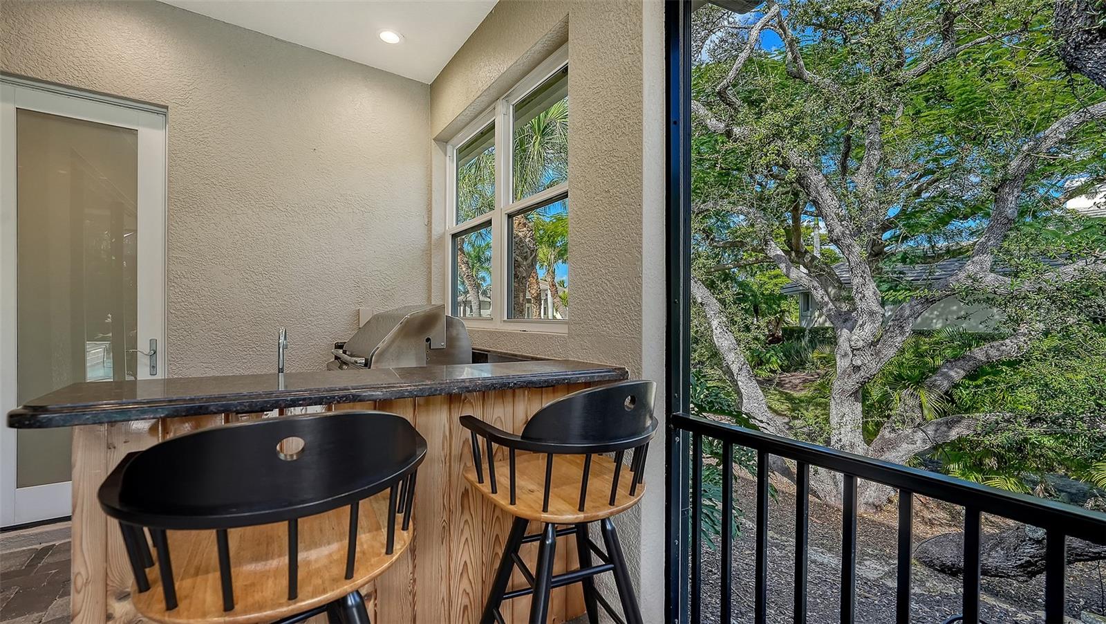 A4676501 Property Photo