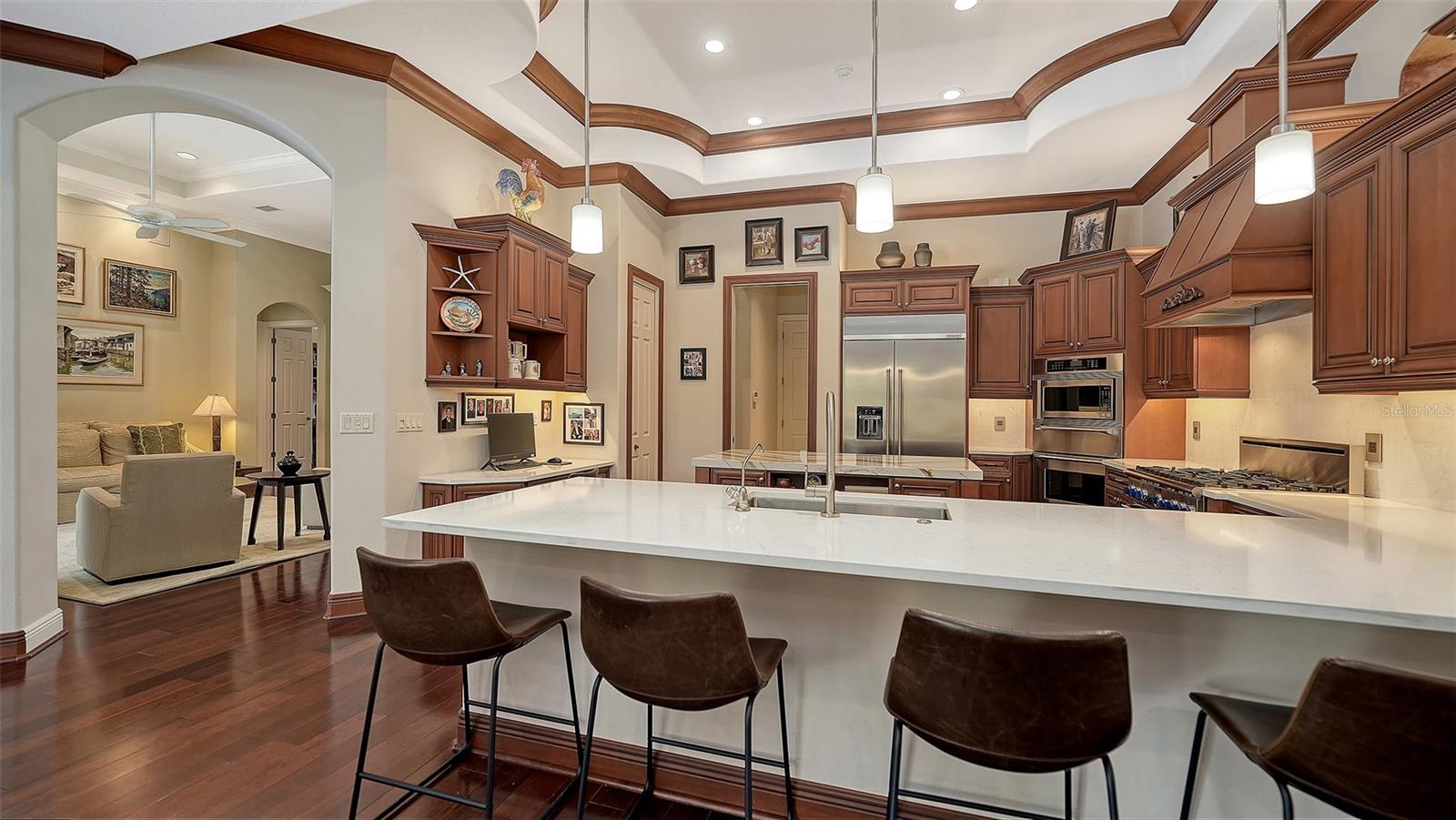 A4676501 Property Photo