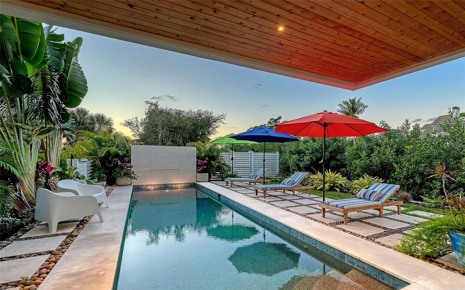 A4676504 Property Photo