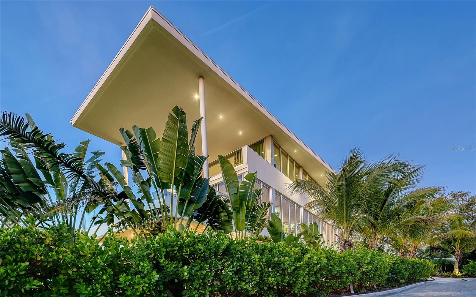 A4676504 Property Photo