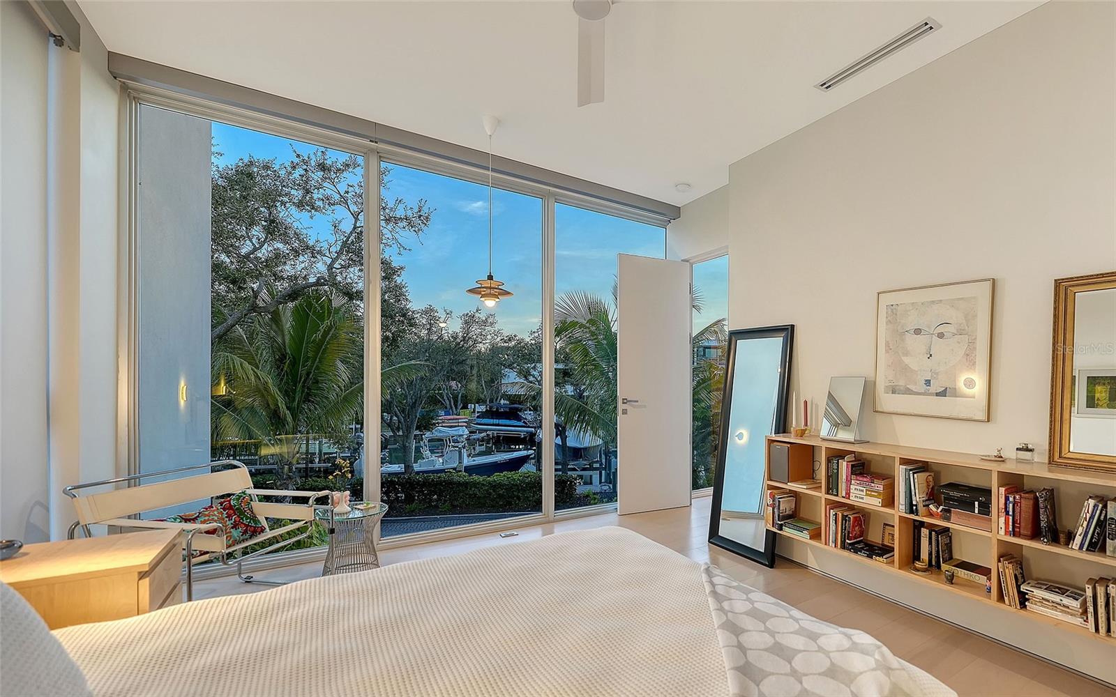 A4676504 Property Photo