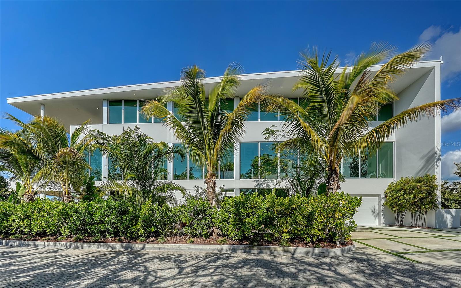 A4676504 Property Photo