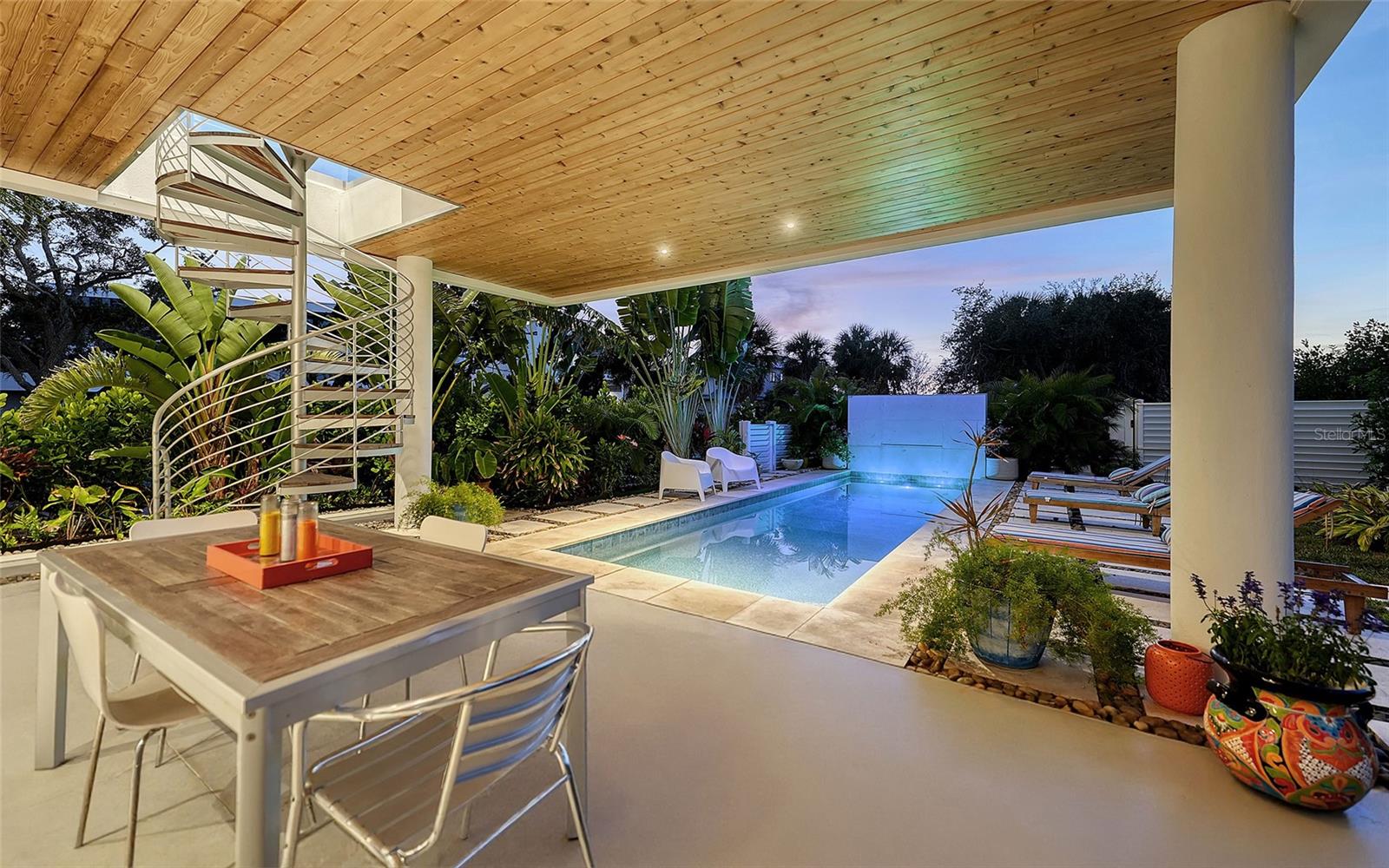 A4676504 Property Photo