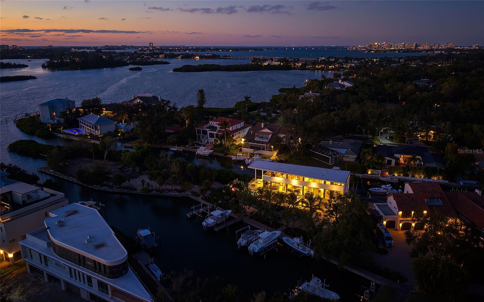 A4676504 Property Photo